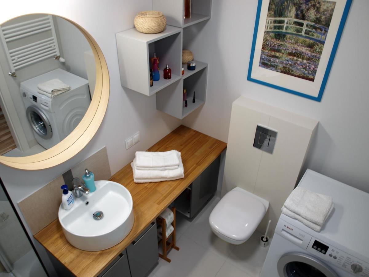 Apartament Metro Kowienska Varsó Kültér fotó